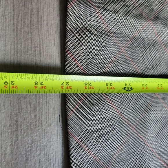 Kate Hill Casual A-Line Wool Skirt Sze 6 Plaid Pattern Mid-Length Black/Gray/Red - Picture 5 of 5